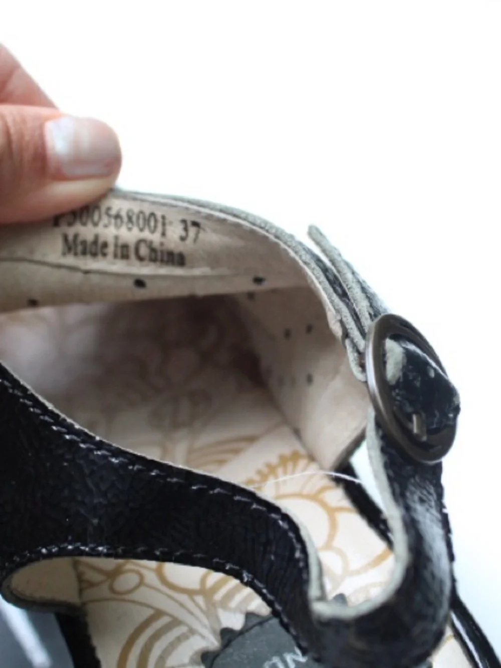 Fly London Yile wedges